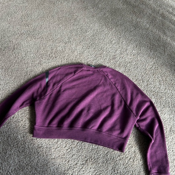 Nike Dri-FIT Maroon Sweatshirt - Picture 3 of 4